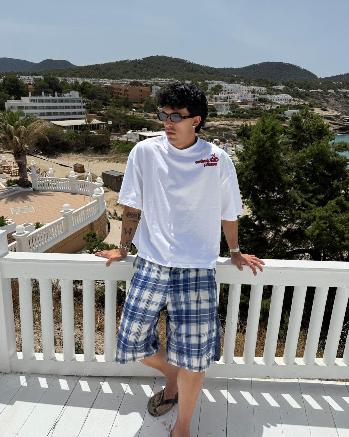 NOUVEAU YACHT TEE