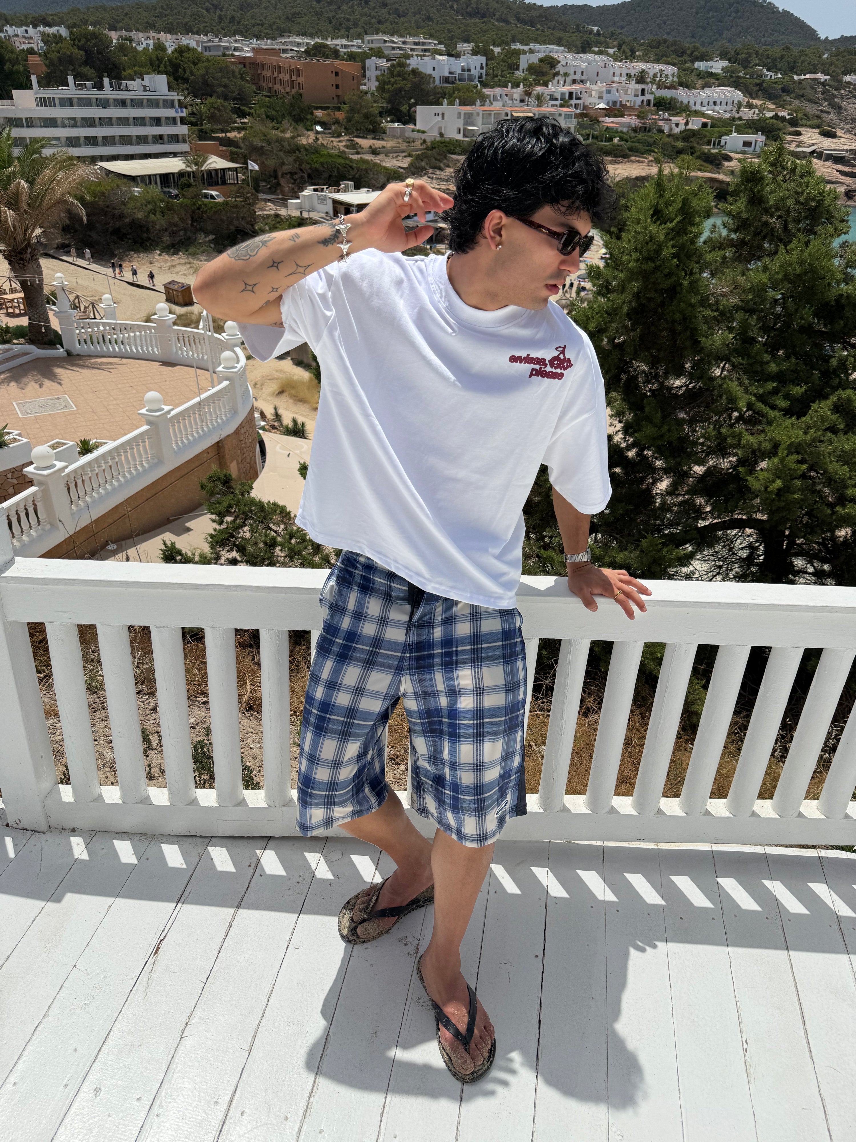 NOUVEAU YACHT TEE