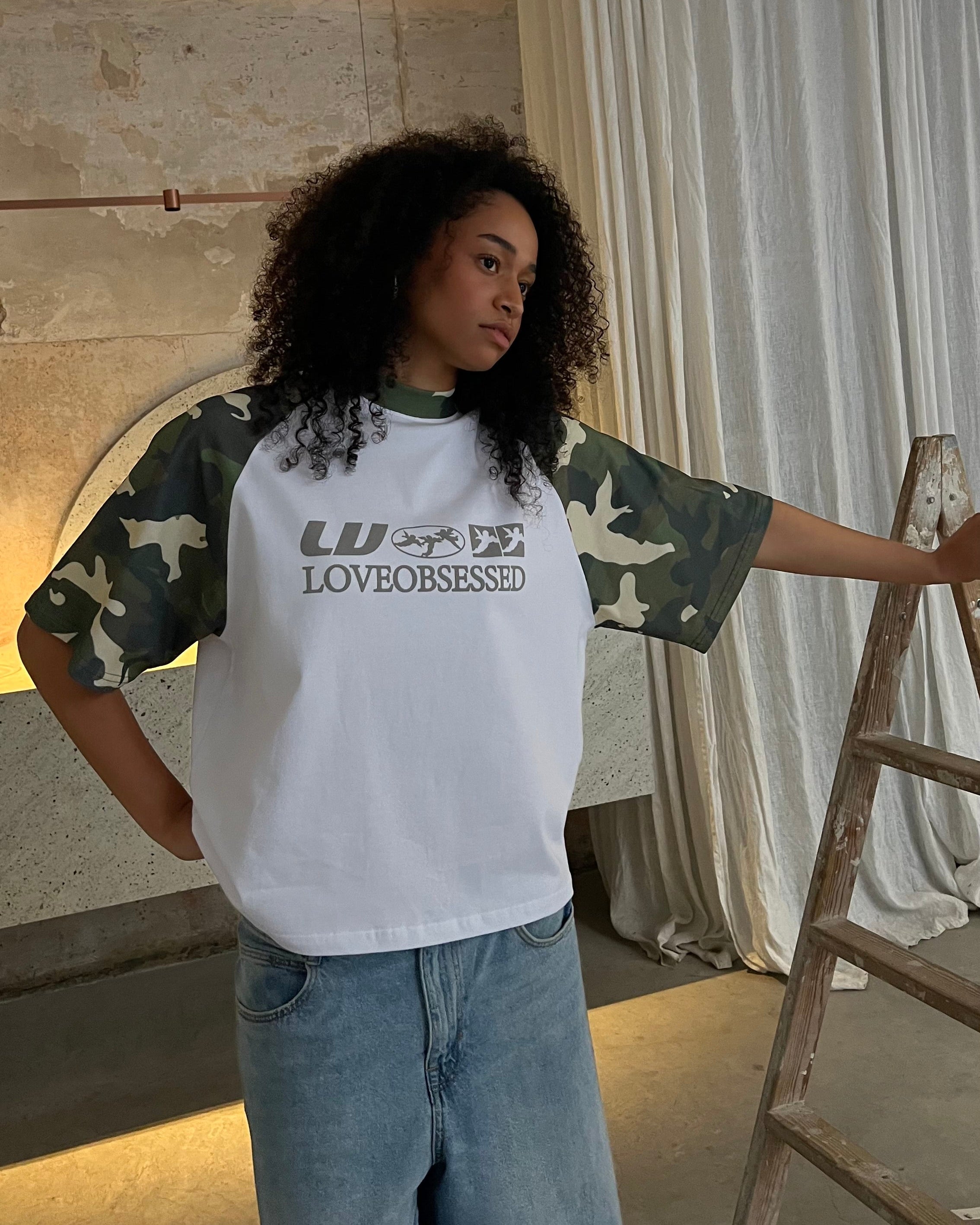 CAMMO ROOKIE TEE