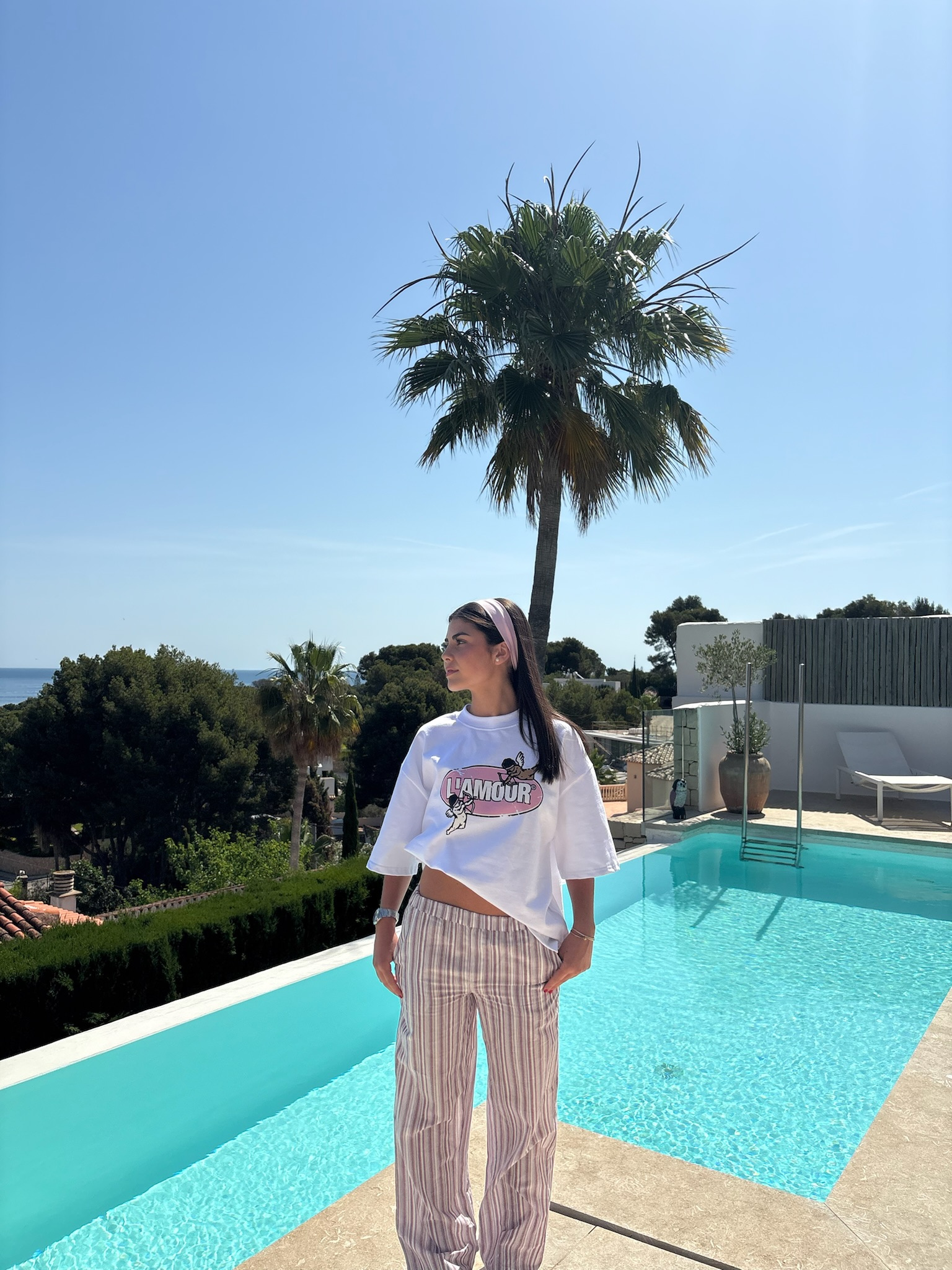 L'AMOUR TEE